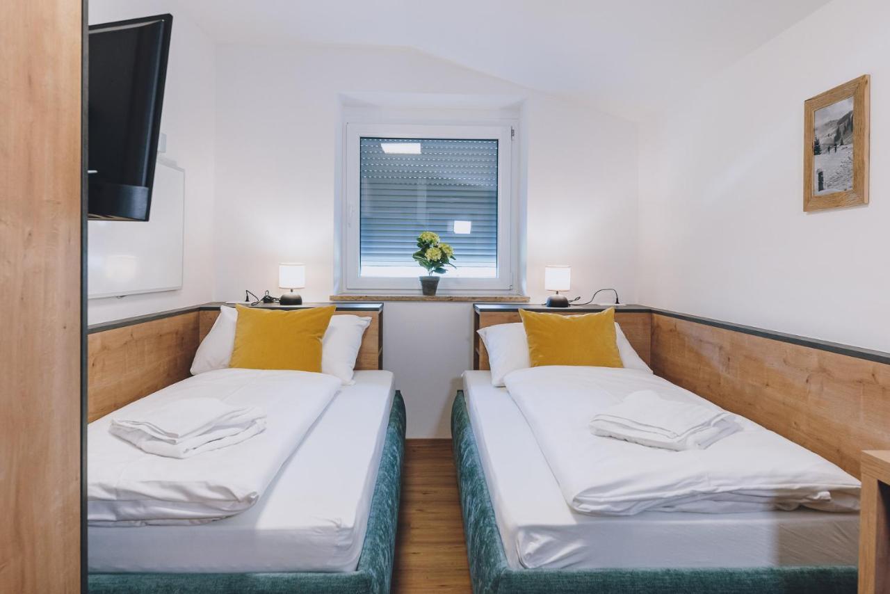 Spa Chalet By We Rent Zell am See Buitenkant foto